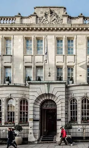Court house hotel 2